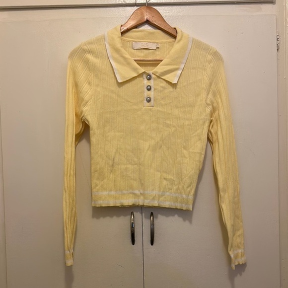lizette collection Tops - Yellow Long Sleeve Cropped Button Down